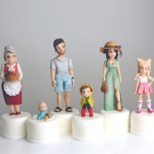 learn howto make fondant figure cake toppers for your cakes in our online cake decorating courses